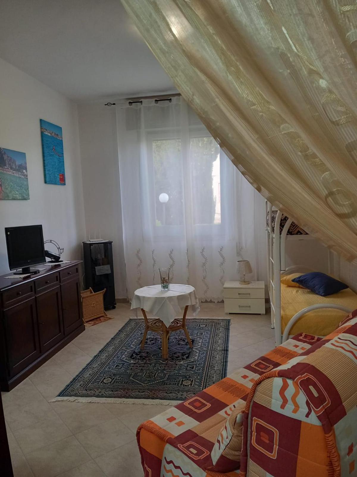 Apartment Miraerice *